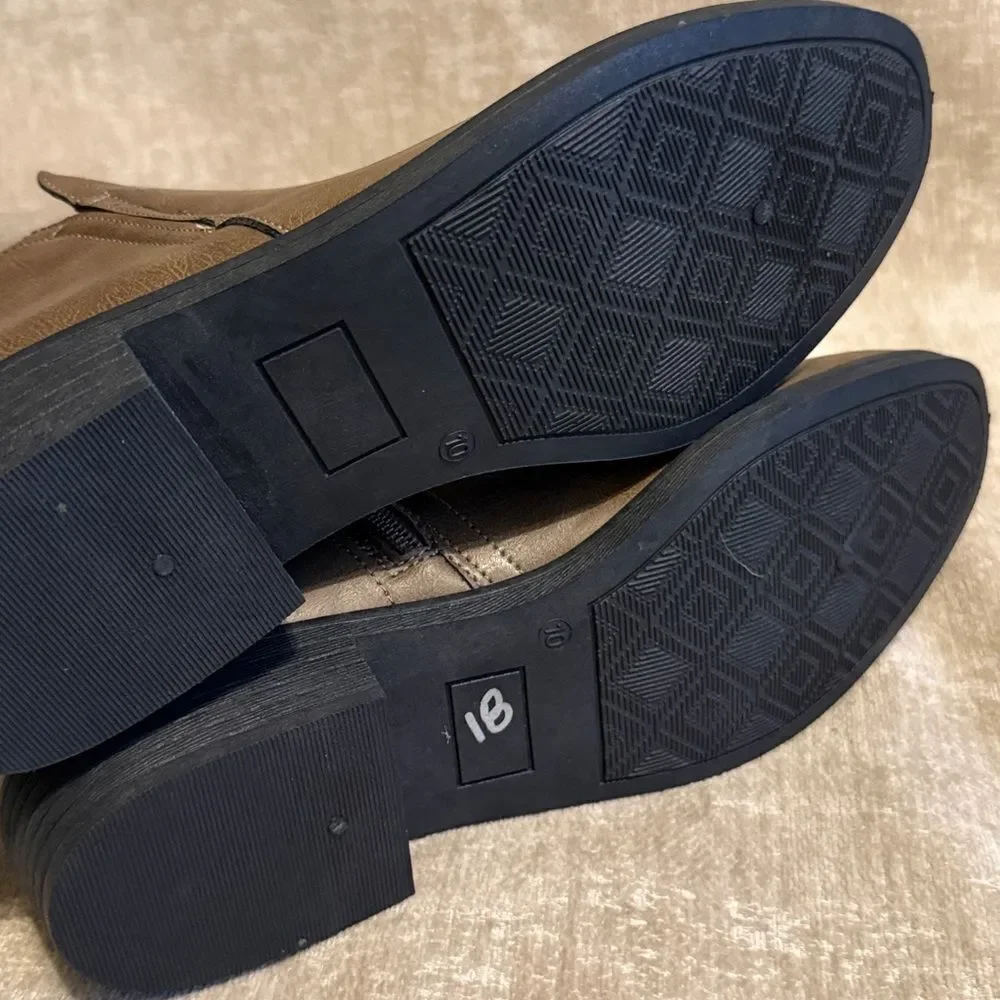Comfort by Alexis Bendel Brown Ankle Booties
